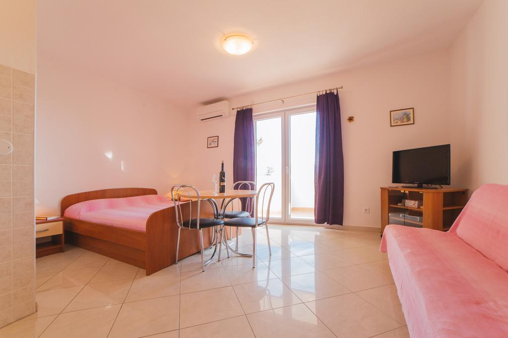 Apartments Dada Omiš Zimmer foto